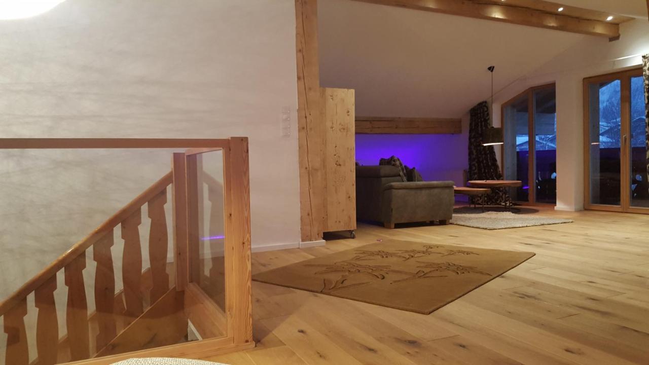 Alpenchalet Vils Tirol Bagian luar foto