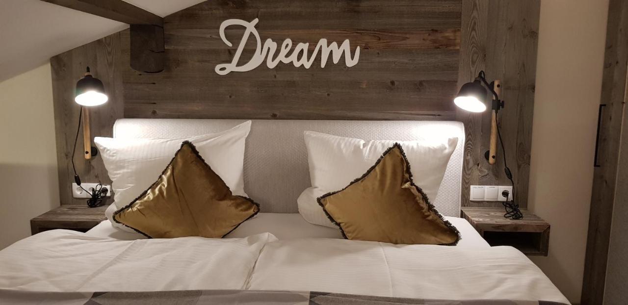 Alpenchalet Vils Tirol Bagian luar foto