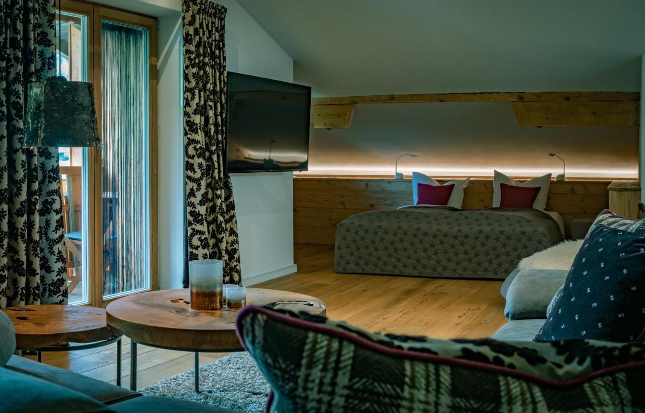 Alpenchalet Vils Tirol Bagian luar foto
