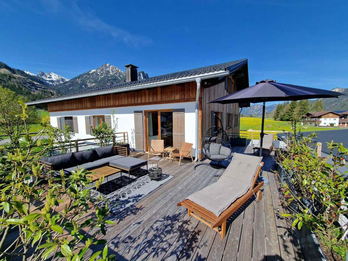 Alpenchalet Vils Tirol Bagian luar foto